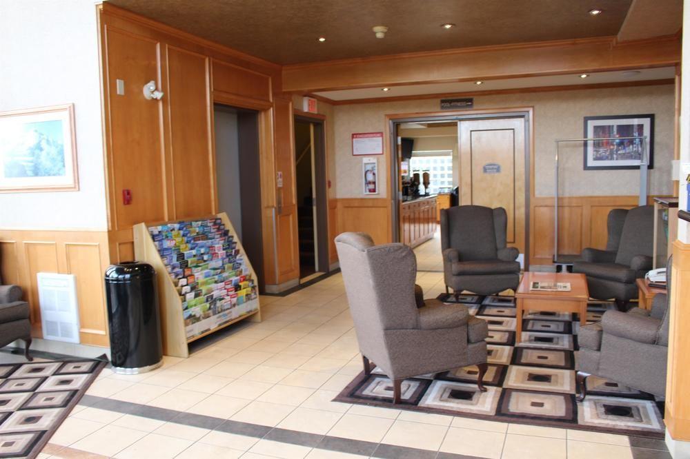סארי Best Western King George Inn & Suites מראה חיצוני תמונה
