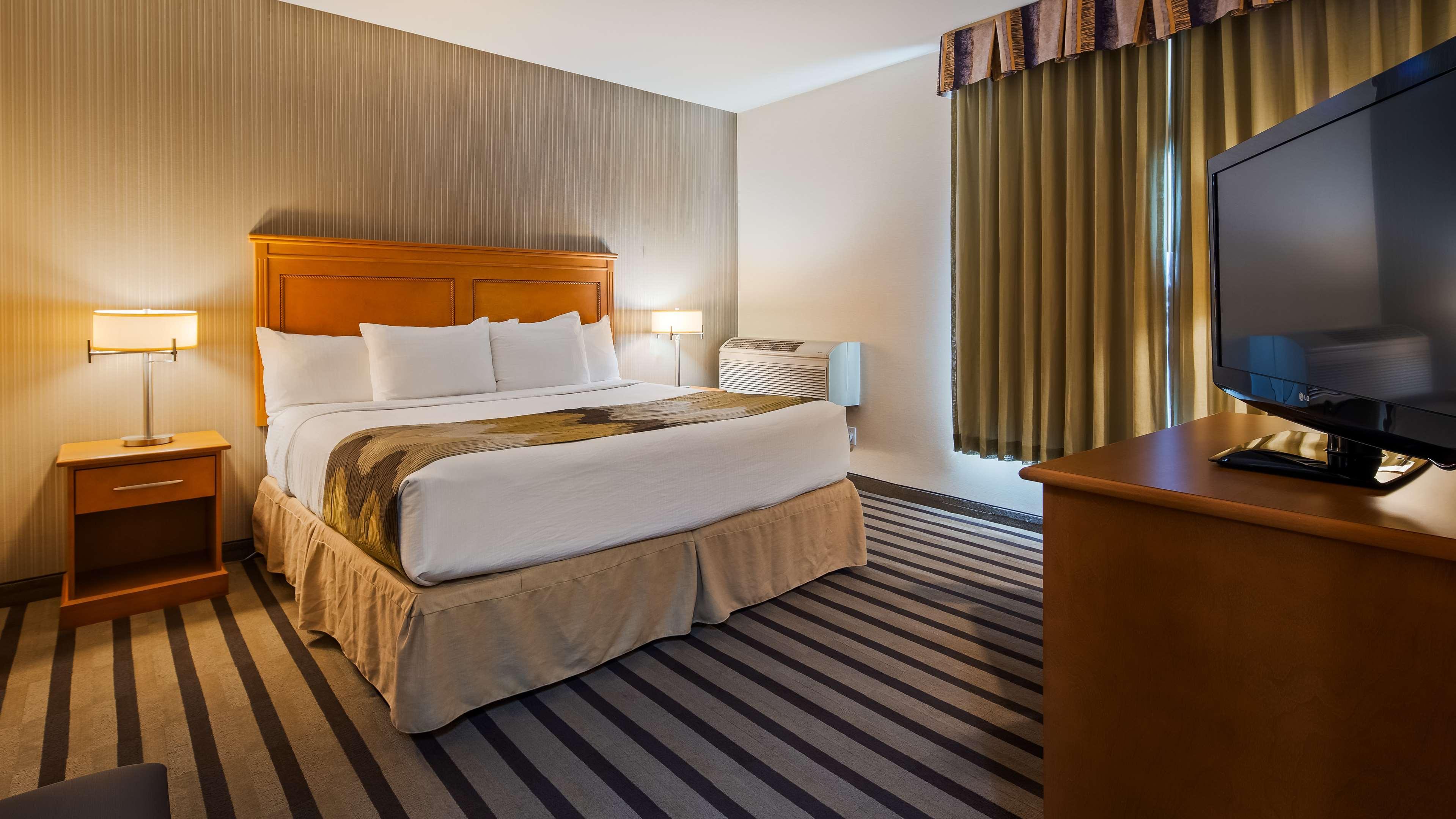 סארי Best Western King George Inn & Suites מראה חיצוני תמונה