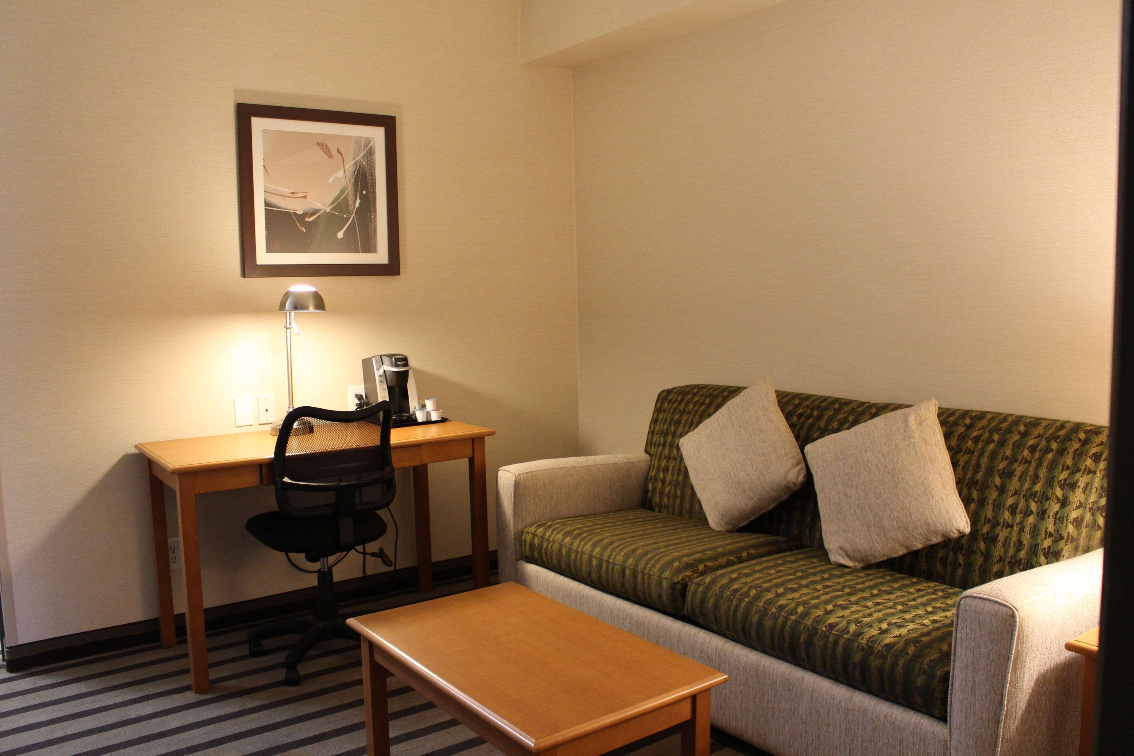 סארי Best Western King George Inn & Suites מראה חיצוני תמונה